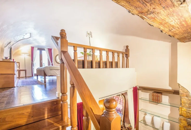 Executive Suite with balcony and with city view