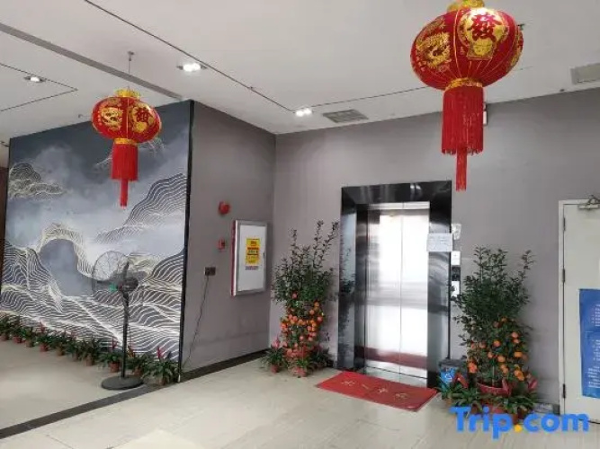 Yimi Hotel