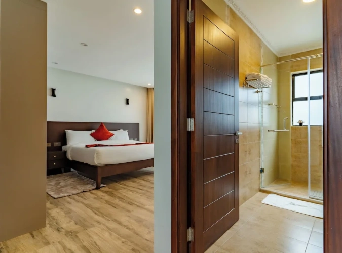 1 Bedroom Suite with balcony and with lake view