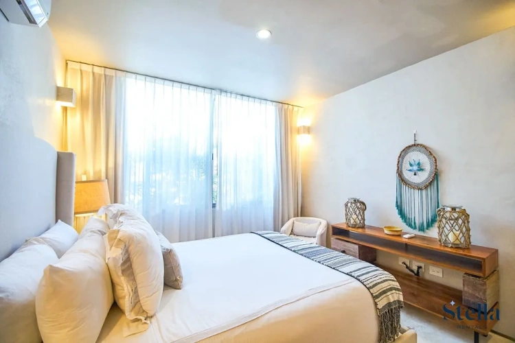 6 Bedrooms Bed in Dorm