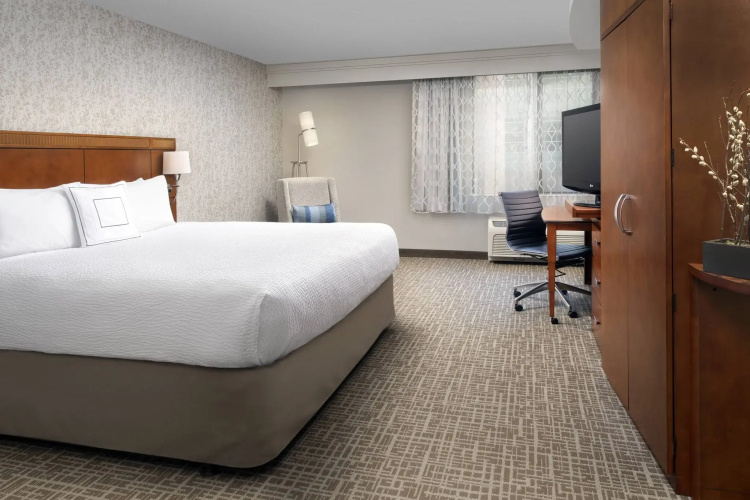 Courtyard by Marriott Tacoma Downtown