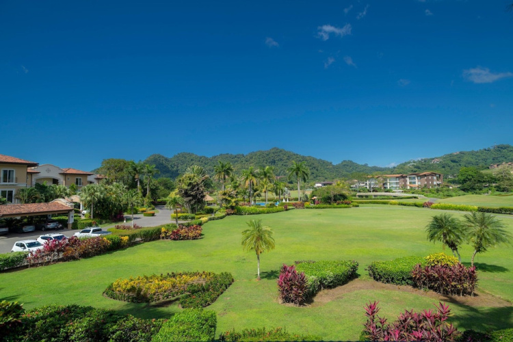 Del Mar 5i 3 bdr Garden View in Los Suenos