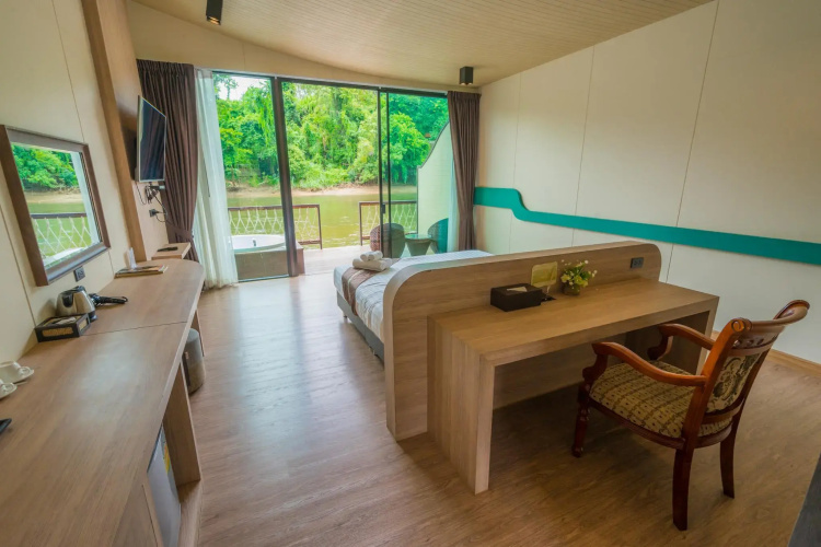 Binlha Raft Resort