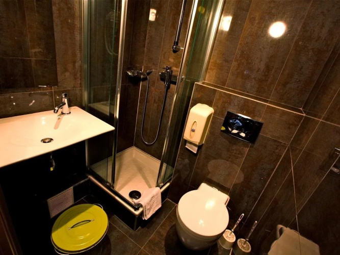 Plug Inn Boutique Hostel