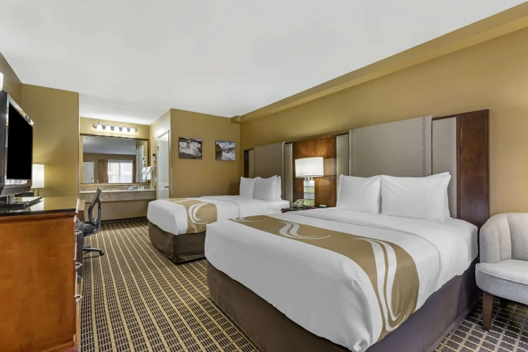 Standard Quadruple room