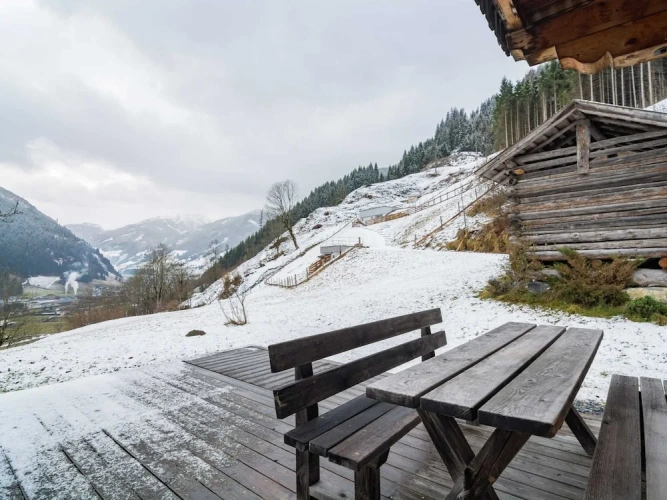 Sextuple Chalet