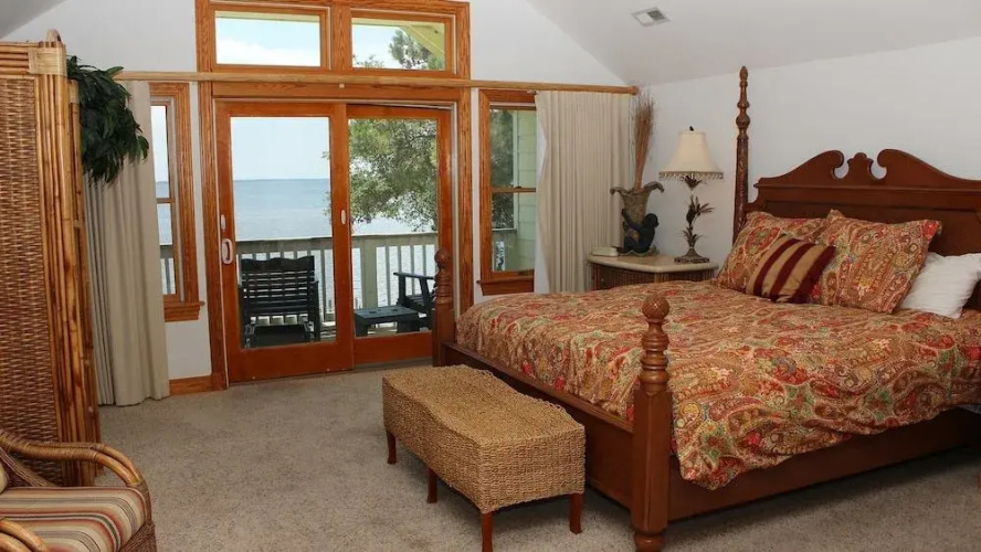 Sound Decision - 4 Br Home