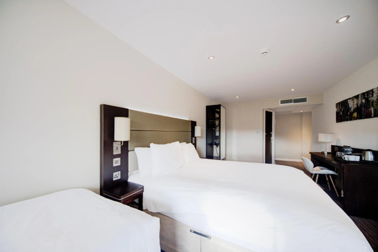 Belvilla Newport City Centre Hotel - Lifestyle photo 6