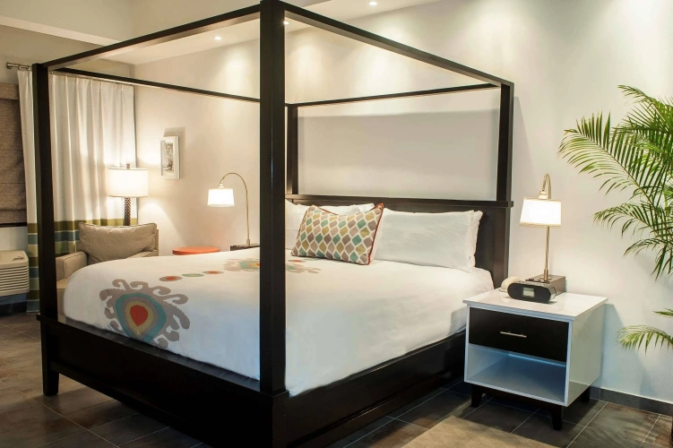 Guest rooms
