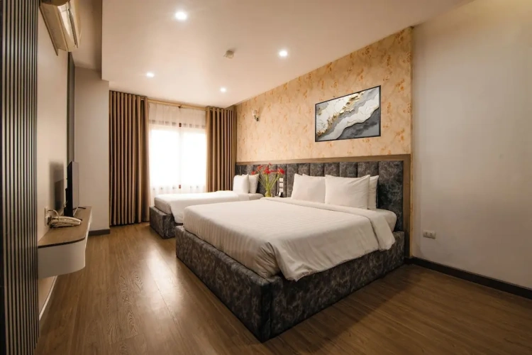 Standard Triple Family room