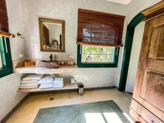 Royal room