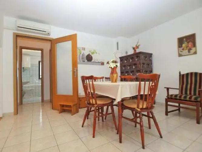 Apartment Emil 1568