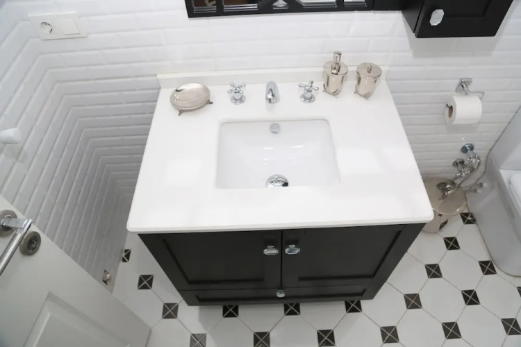Huma Suites