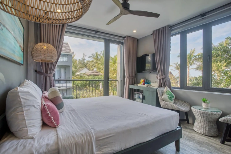 Deluxe Double room with balcony and with sea view