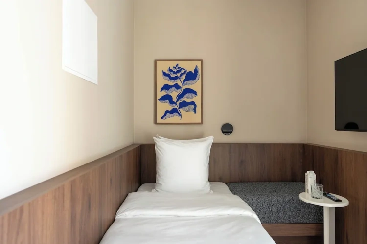 Single Studio with balcony