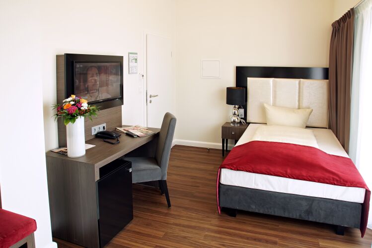 Milbor HotelOver view