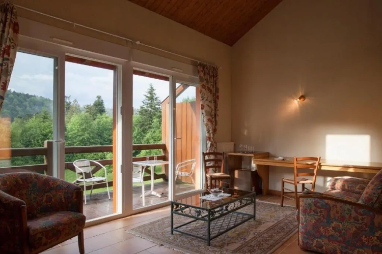 Suite with balcony and with view
