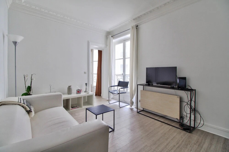 Very Cosy Parisian Apartment