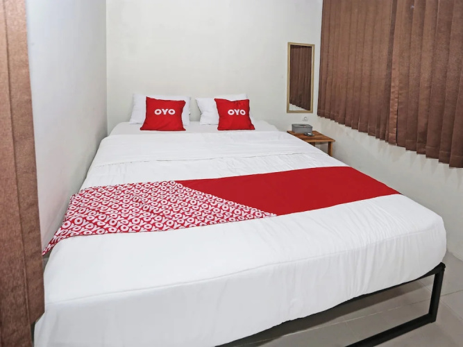 Hotel O Tjokro 3