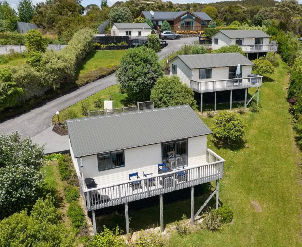 Haruru Cottages