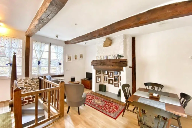 Double Cottage