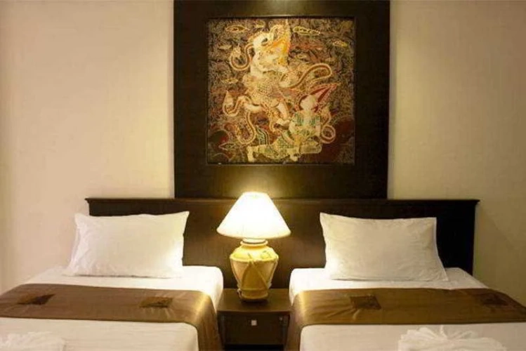 Standard Twin room