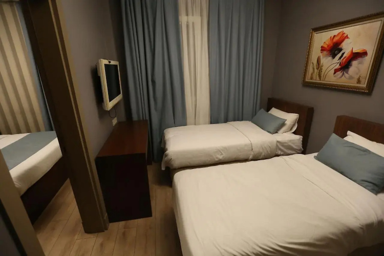 Alba Hotel