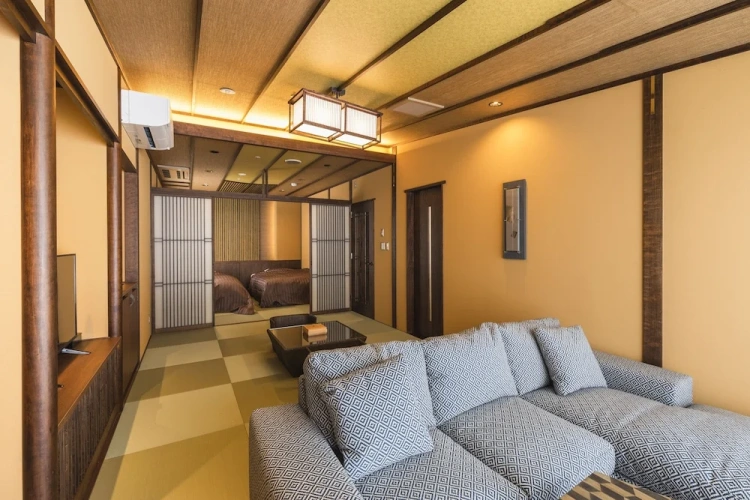 Luxury Suite