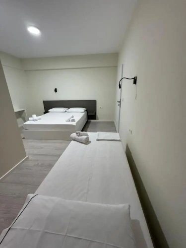 Standard Triple room with balcony and with city view