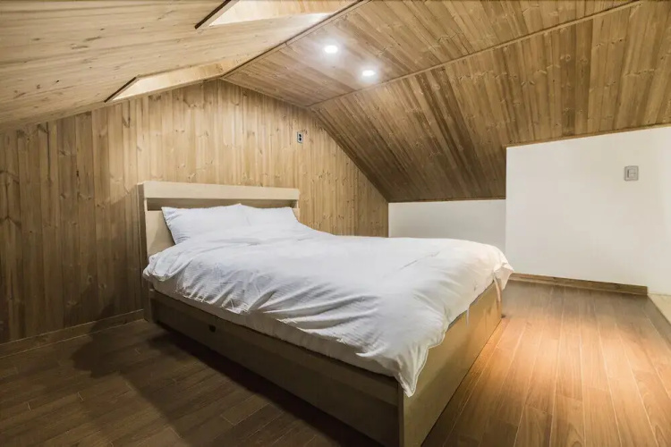 Jeju Batdol Guesthouse