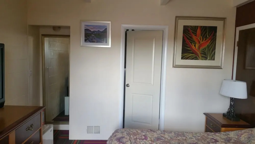 Thunder Bird Motel