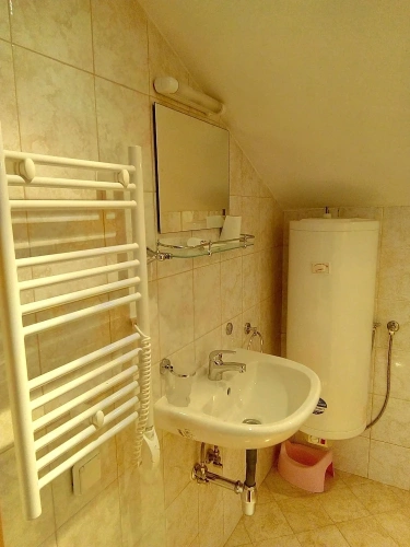1 Bedroom Apartment with balcony