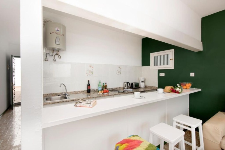 2 Bedrooms Apartment