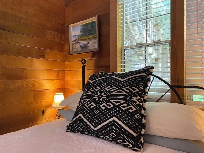 2 Bedrooms Basement Suite