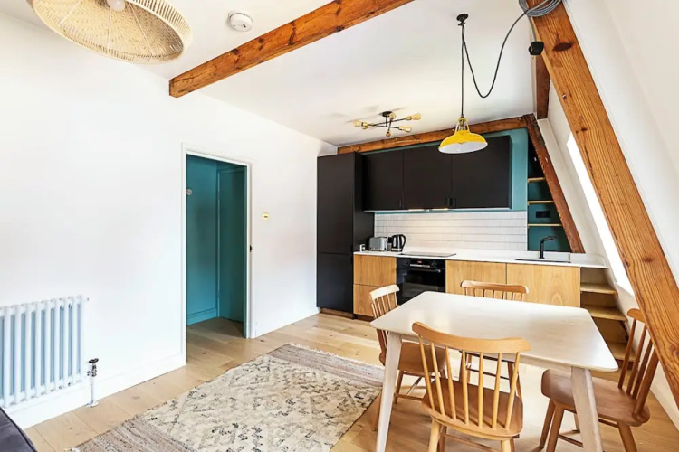 Trendy Southwark Apartment