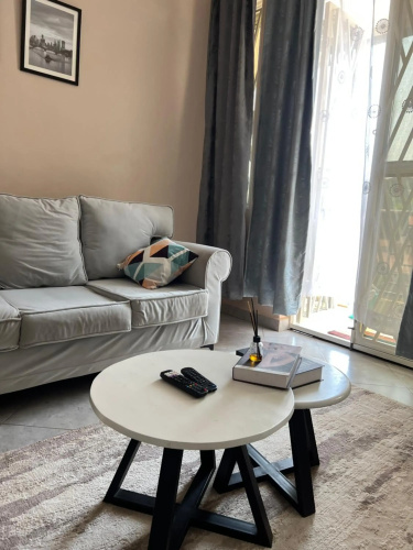 Cozy room with WIFI,parking space close to everything