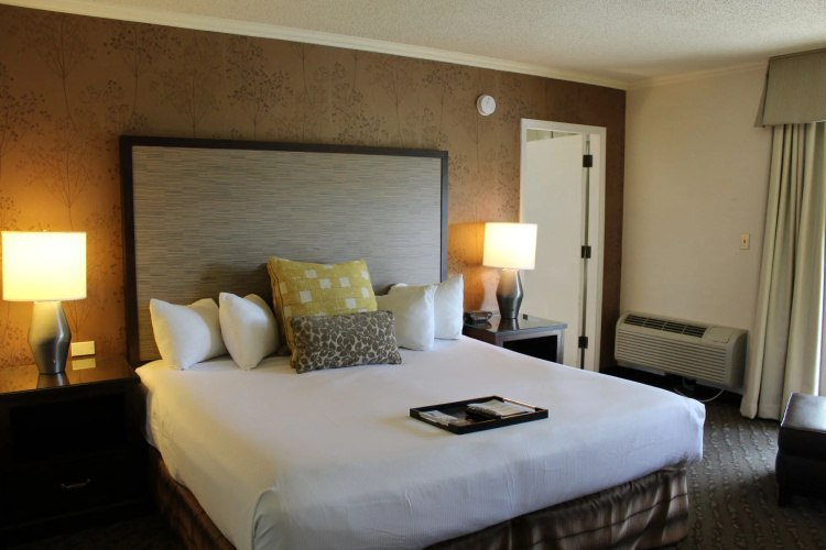 Valley River Inn