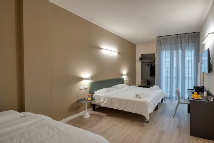 Astoria Comfort Rooms