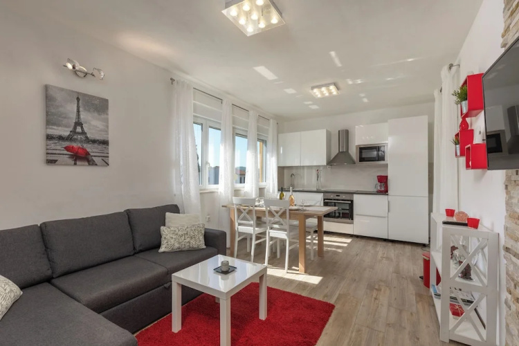 Holiday Home Aurea