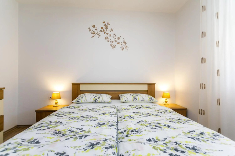 Holiday House Snjezana