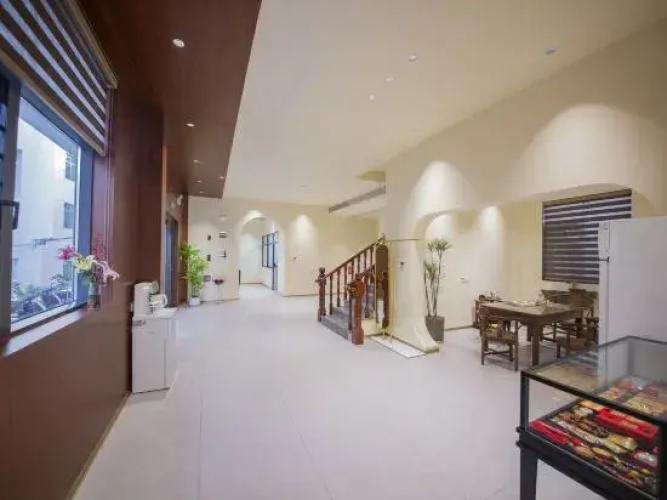 Weizhou Island Haolaiwu Holiday Villa