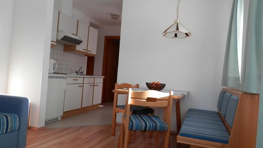 Collina Hotel Garni