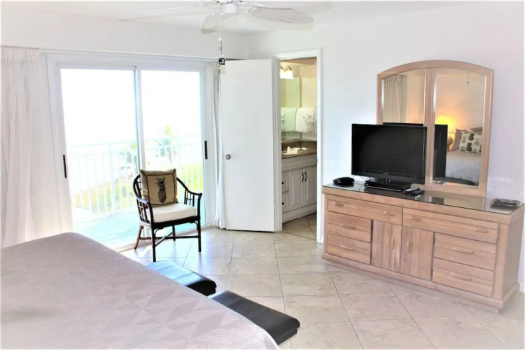 Jamaica Royale 403 - 2 Br Condo