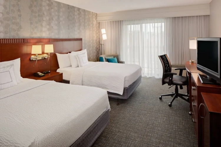 Standard Quadruple room with balcony