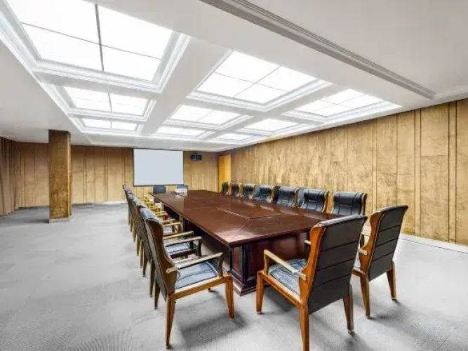 Superior Hotel (Anping Shenggu Anman)