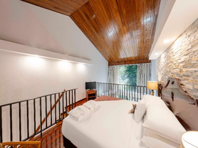 1 Bedroom Suite with balcony