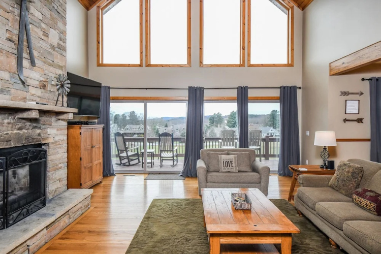 No Wake Zone 5 Bedroom House