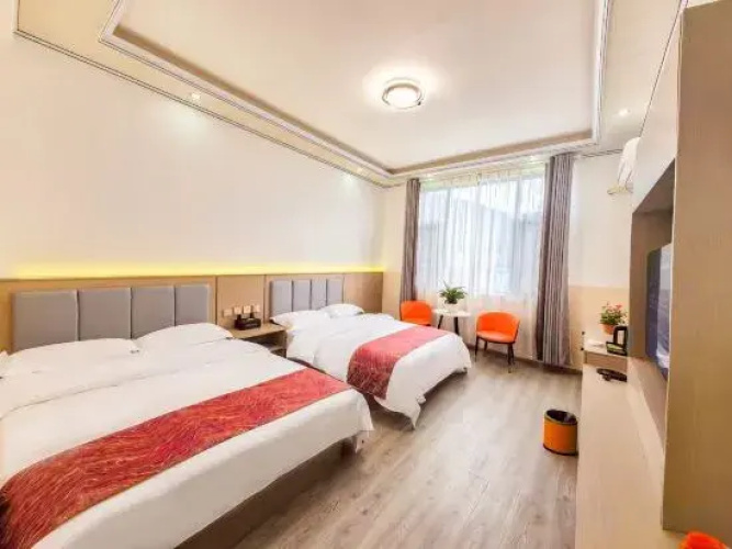 Lijiang Fengyun Hotel