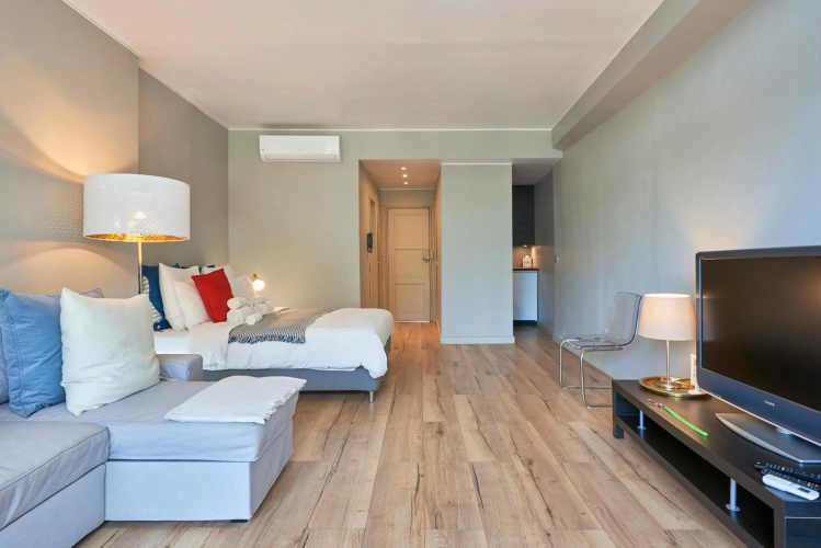 Cascais/Estoril Beachfront Apts