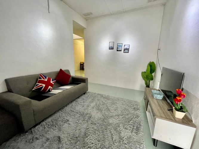 3 Bedrooms Cottage